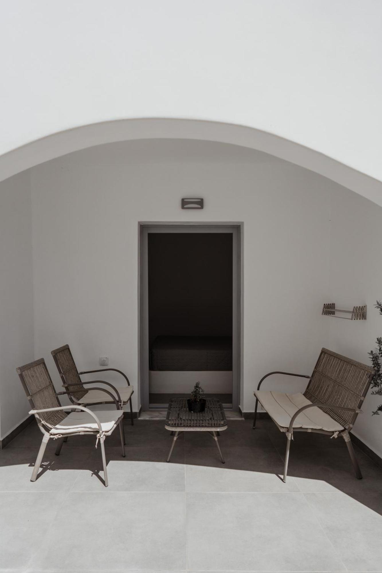 The Vine Suites Vourvoúlos Esterno foto