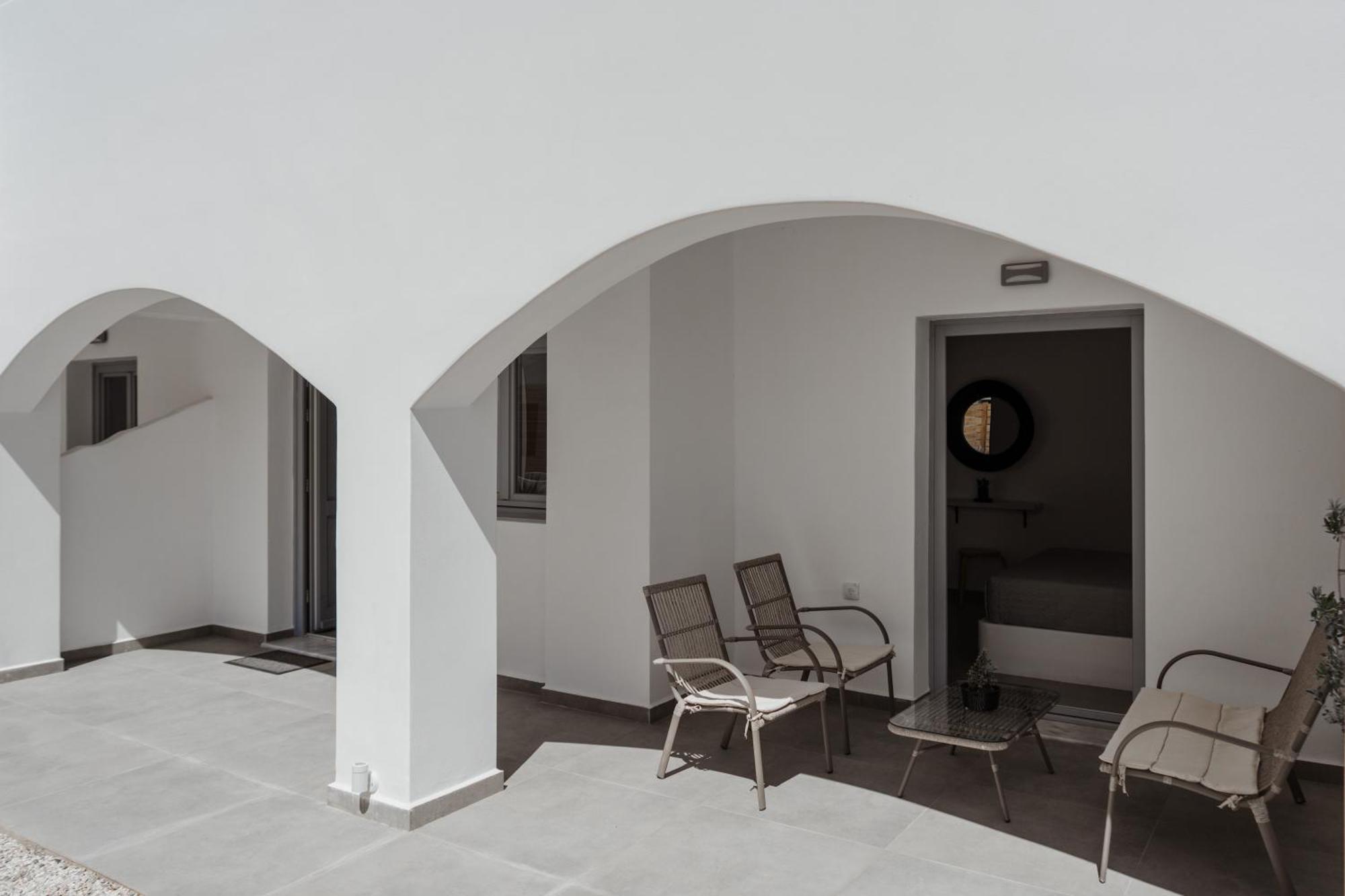 The Vine Suites Vourvoúlos Esterno foto